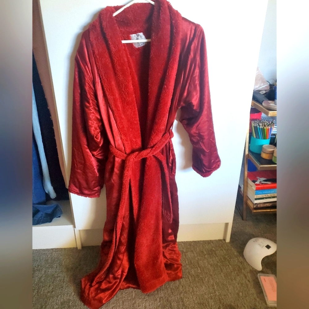 Little Giraffe Red Satin Robe
